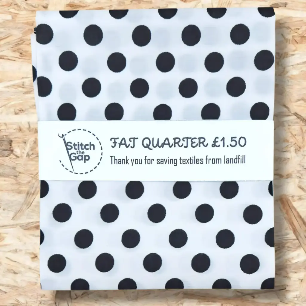 Polka dot Fat Quarter