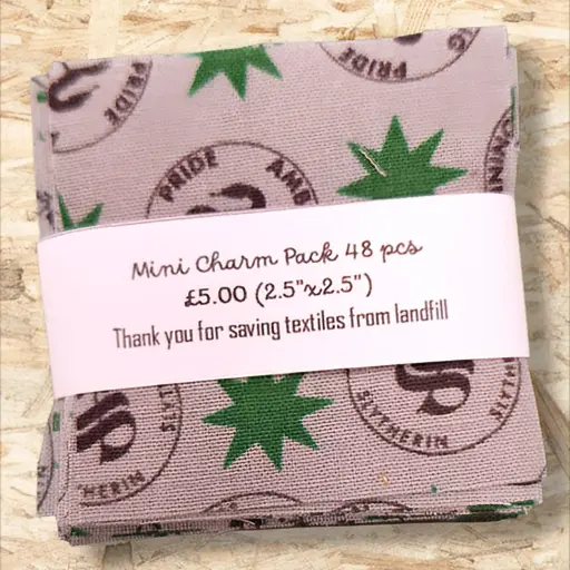 Harry Potter Slytherin Mini Charm Pack (48 pcs)